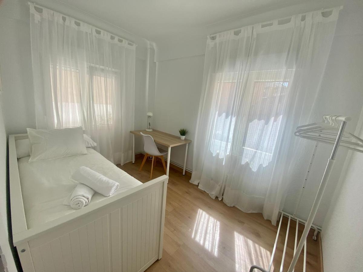 Pleno Centro, Cerca De Todo Con Wifi Gratis Y Ascensor Apartment Santander Luaran gambar